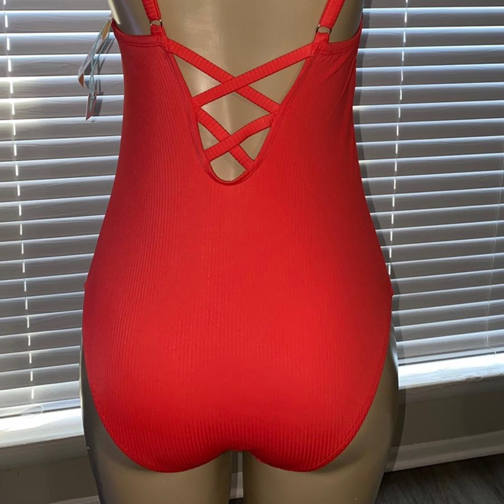 Women’s Swimming